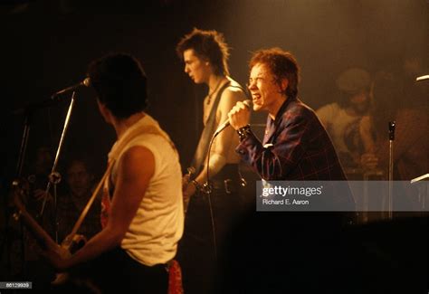 usa photo of johnny rotten and sid vicious and steve jones and sex