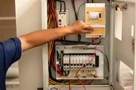 electrical service panel guide  homeowners