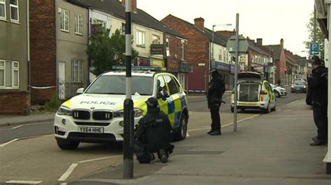 Three Arrested After Armed Police Manhunt In Scunthorpe Bbc News