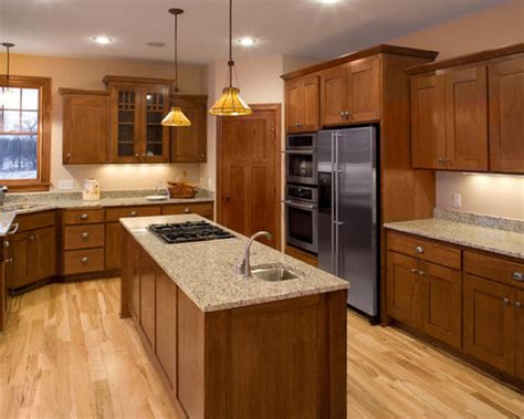 oak kitchen cabinets home design ideas pictures remodel  decor