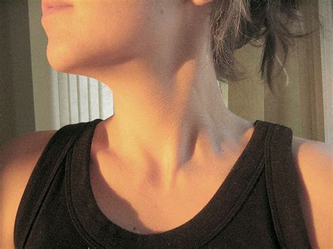 reverse magazine neck  neck