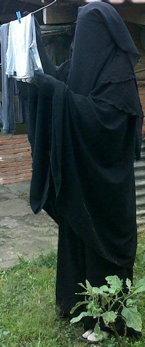 40 best silk satin niqab images on pinterest hijab niqab silk satin and veil