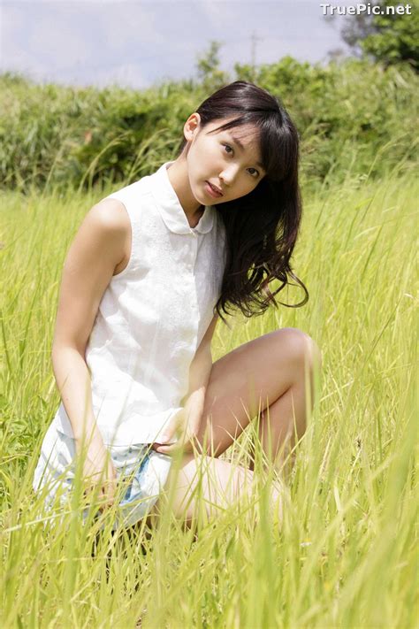 [ys Web] Vol 527 Japanese Gravure Idol And Singer Risa Yoshiki