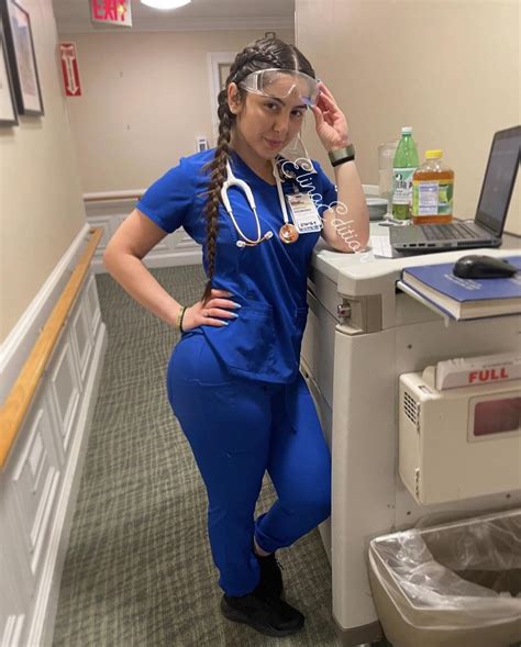 Big Booty Nurse R Latinas