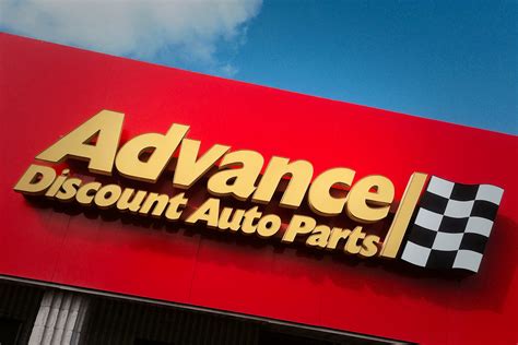 advance auto parts expected  earn   share thestreet