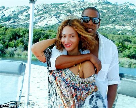 Beyonce Shows Off Her Amazing Bikini Body In New Photos