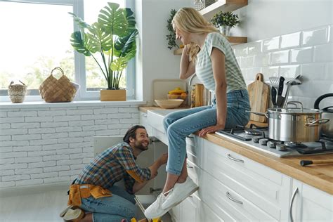 wife finds husband pretending to do housework this is what he was doing