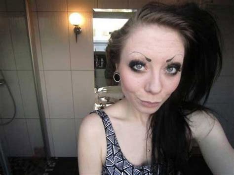Worst Eyebrows Mirror Online