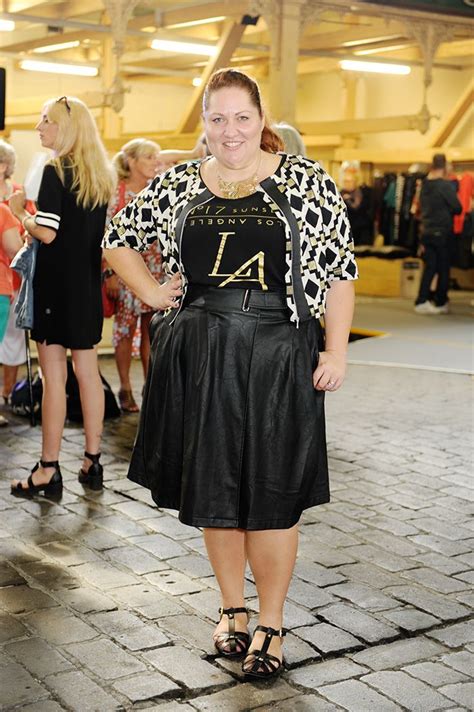 danimezza curvy couture roadshow pmm  size fashion blogger outfit melbourne  curvy