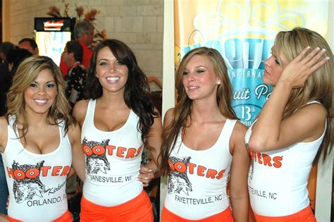 hooters promo girls a photo on flickriver