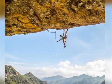 This 14 Year Old Girl Just Set Two Incredible Climbing Records Self