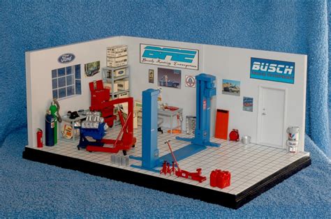 scale garage diorama