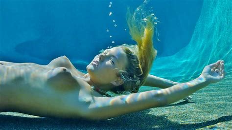 underwater nude 97 pics xhamster