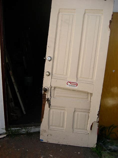 door broken broken door