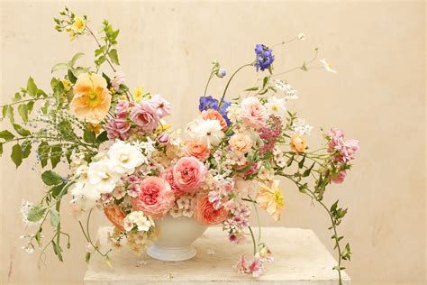 arrange flowers  flower arranging inspired  history