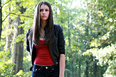 today in yas nina dobrev is returning to “the vampire diaries”