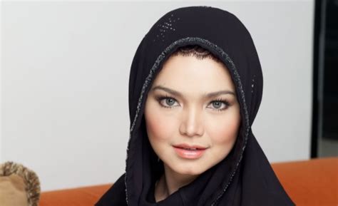 siti nurhaliza becomes the first malaysian artiste to launch her own official app business