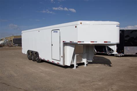 commercial gooseneck enclosed cargo trailer       wall
