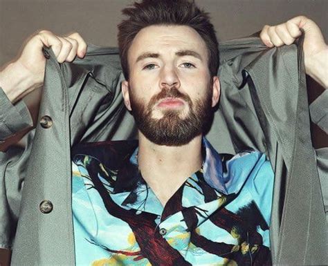 pin by iza fornal on disney in 2020 chris evans chris