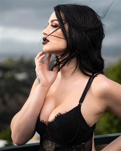 wwe paige nude photos and leaked porn video scandal planet