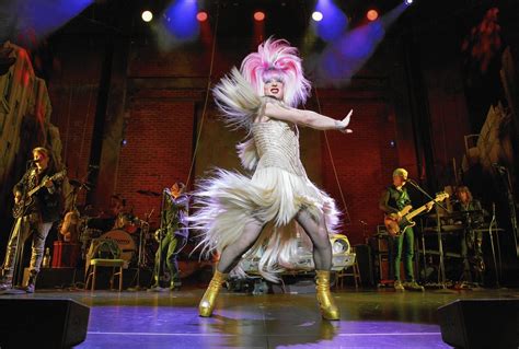 No Apologies For Passage Of Time In Hedwig And The Angry Inch