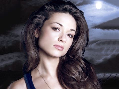 2 Crystal Reed Hd Wallpapers Backgrounds Wallpaper Abyss