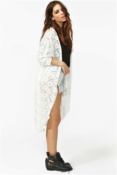 Lyst Nasty Gal Nasty Gal X Minkpink Angel Lace Cape In Natural