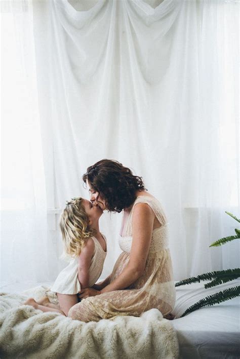 mother daughter maternity photos wedding and party ideas mother
