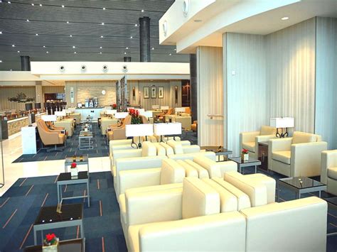 emirates lounge rome loungeindex