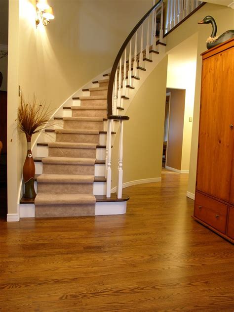 la teinture de planchers peut aussi sappliquer aux escaliers selection bois francs