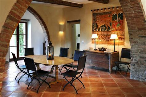 home interior design rustic villa  italy