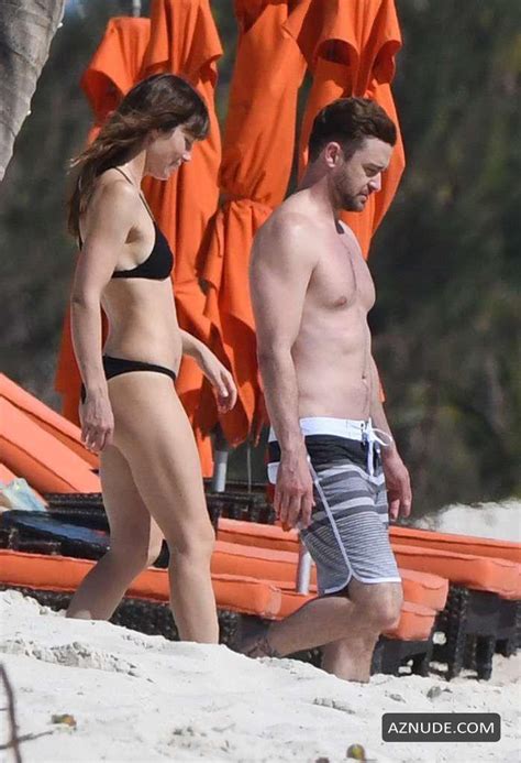 jessica biel sexy with justin timberlake show on a caribbean vacation