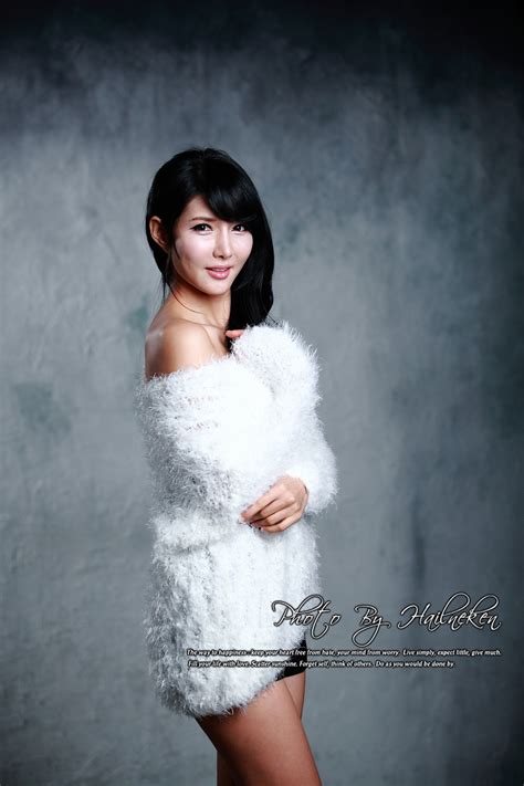 cha sun hwa in fluffy white ~ cute girl asian girl korean girl