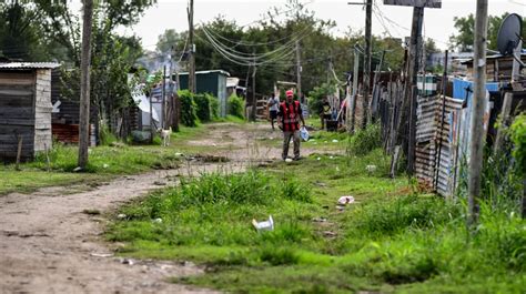 abandoned pandemic exacerbates poverty  la matanza buenos aires times