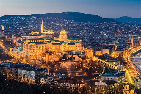essential      budapest vacation goway