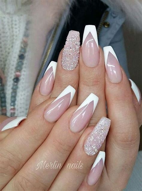 french tip nails inspired spring nail trends  wear  french nails