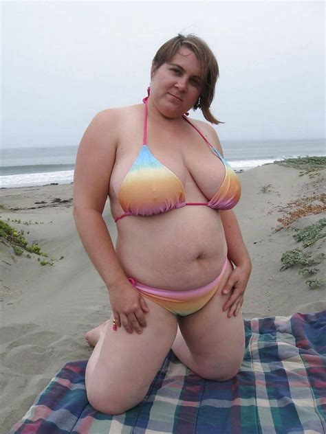 Big Boobs In Bikini Hot 48 Pics