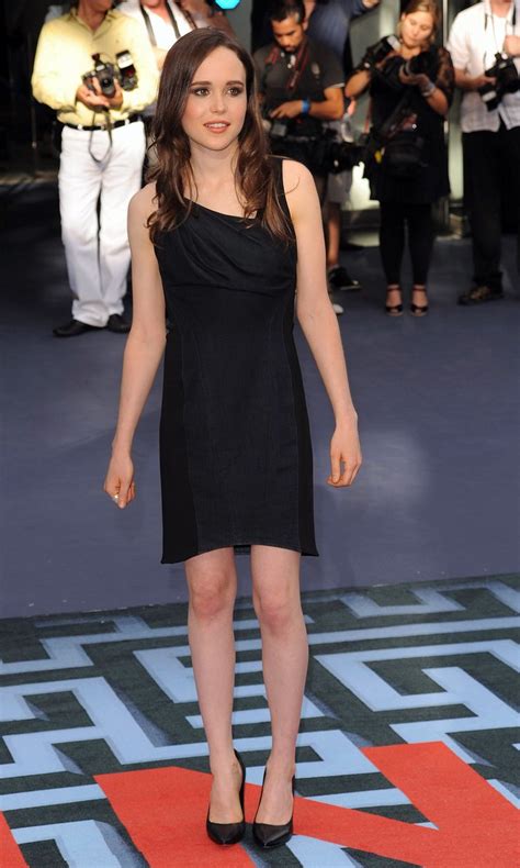 Ellen Page S Sexiest Photos Before She Became Transgender 28 Photos