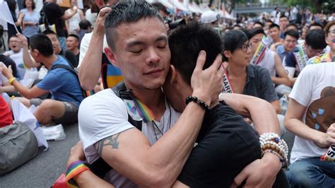 Taiwan S High Court Rules Same Sex Marriage Is Legal In A First For