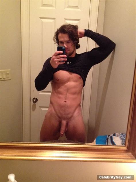 brad maddox leaked the male fappening