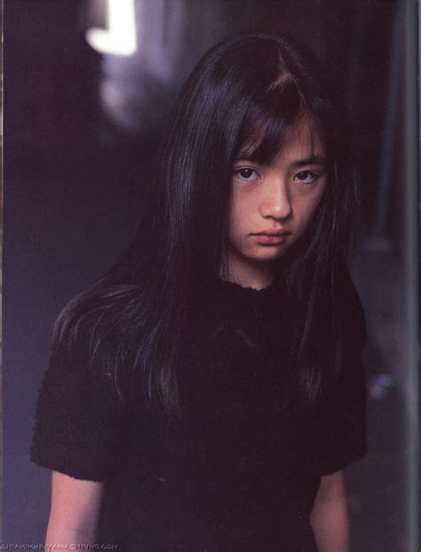写真迷 筱山纪信镜头下的 纯洁而有韧性的小少女 热门微博
