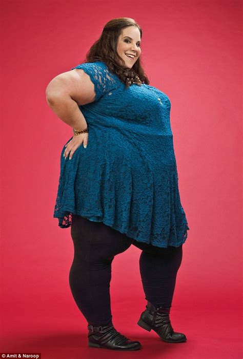 fat girl dancing s whitney thore hates nothing about her