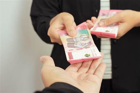 penting   komponen upah kerja   diperhatikan