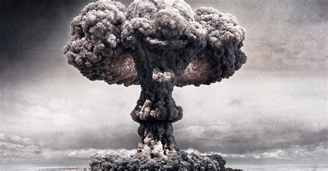 real reason american dropped  atomic bomb       war defense news