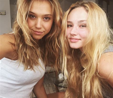 Alexis And Allie Alexis Ren Pinterest Posts And Golden