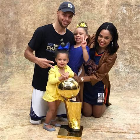 steph curry  daughters celebrating  nba
