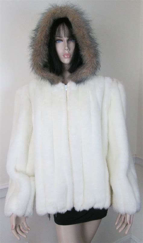 gorgeous fluffy white faux fur coat jacket  hood front zipper size large white faux fur