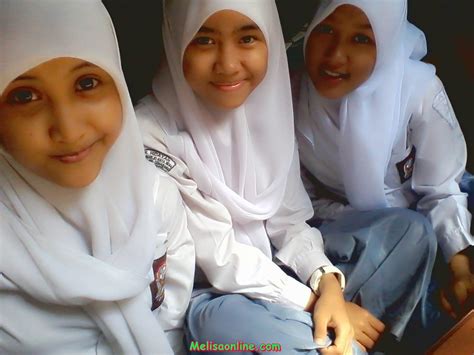 Photo Photo Siswi Sma Berjilbab Narsis Di Dalam Kelas