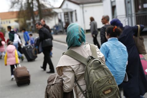 German Communities Should Be Paid For Taking In Refugees Vice