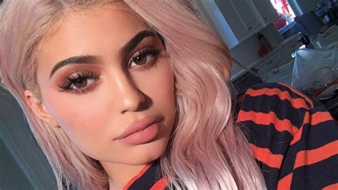 kylie jenner is reportedly pregnant glamour